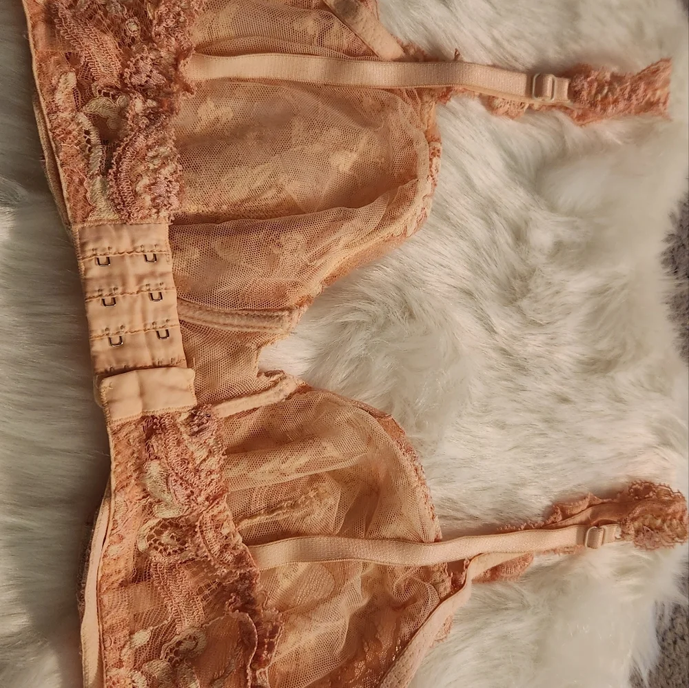 La Perla lace bra !! - Picture 6 of 6